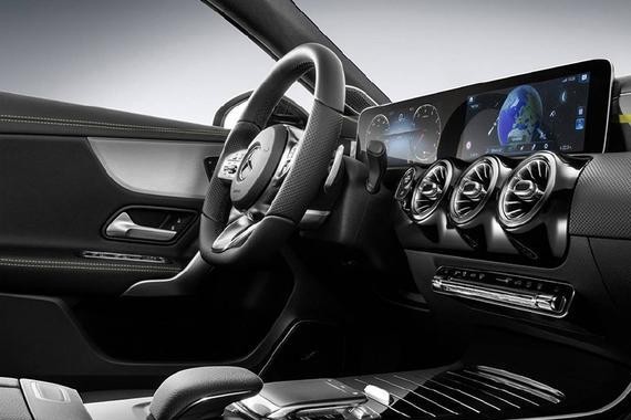 今年CES上，号称车内革命的奔驰MBUX车载娱乐系统，到底有多牛