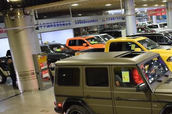 天津港硬汉越野车，军绿色G550，这个颜色太配它的气质了