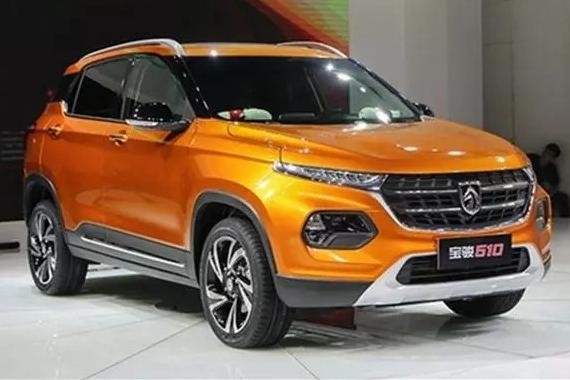 国产SUV起价5万多，配中控大屏和换档拨片，销量直逼哈弗H6