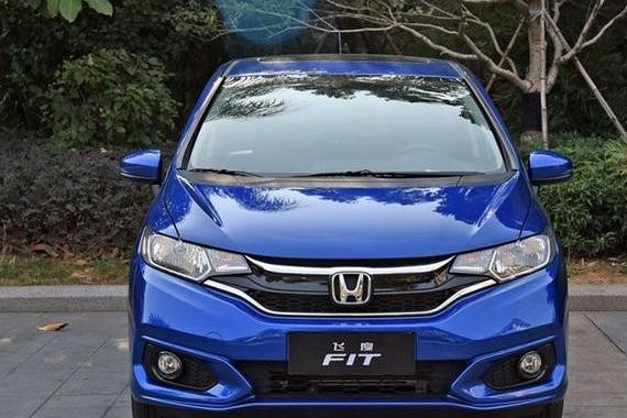 给你一个放弃法拉利选择小型车的理由！150匹的Polo够不够劲？