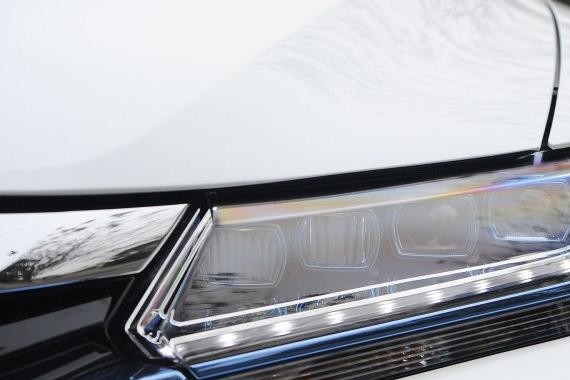 定位比雅阁高端，操控不输宝马，为何新款跌至16万依旧滞销？