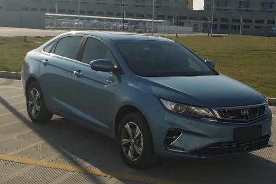 百公里综合油耗1.3L 吉利帝豪GL PHEV插电式混动车曝光