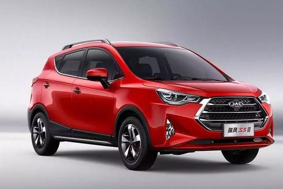 天生“爆款”：谁不是一边笑着流泪，一边百炼成钢