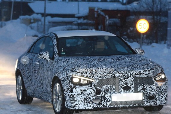 奔驰全新CLA谍照曝光 MFA前驱平台打造