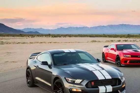 大黄蜂和野马，究竟谁才是最帅的平民跑车？