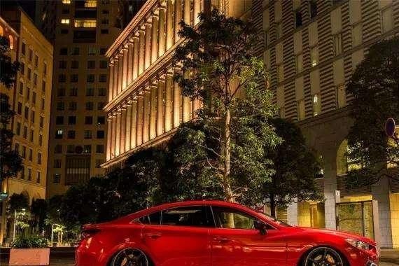 超控之王就值它 跑起秋名山像回家！