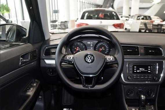 月薪五千，可以考虑改款后的朗逸