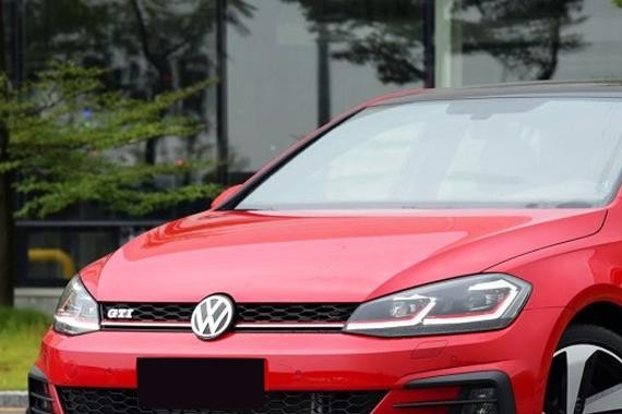 年轻人都会忍不住在这3台车上烧钱！因为它们足够拉风！