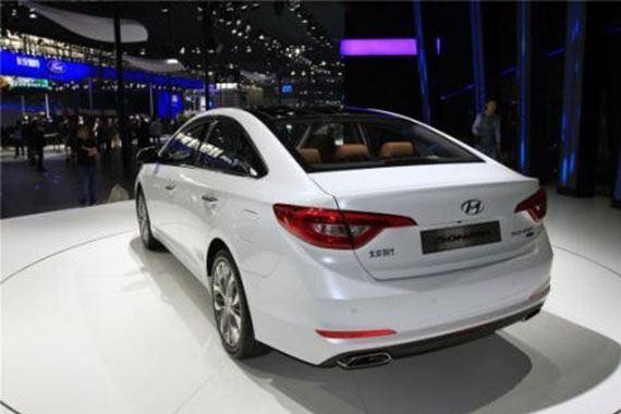 打开 它是最倒霉的合资车，颜值比思域高，大降6万还是没人买