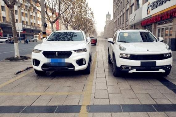 领克01车主故意把车停在长城魏派边上，看看谁更霸气？