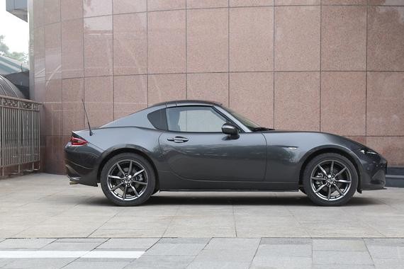 30万就可买进口敞篷跑车，赶紧和兰博基尼说拜拜吧