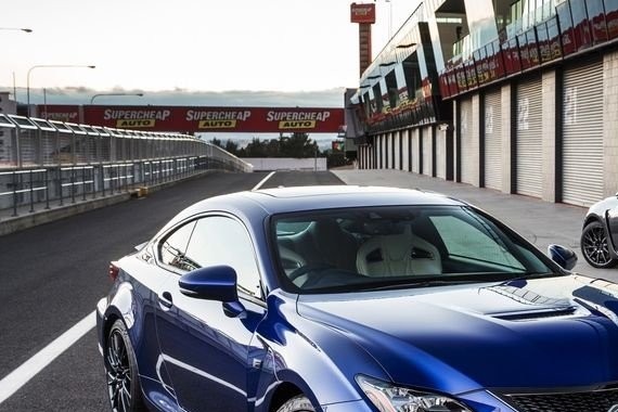 外表凶悍内心温暖，“佛系”雷克萨斯RC 200t是个特别的存在