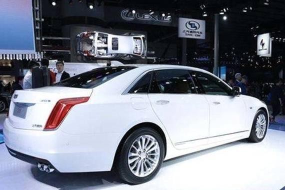 同宝马7系级别，颜值远超奔驰E级