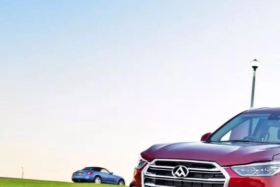 这次哈弗H9有对手了 曝荣威RX8年内上市