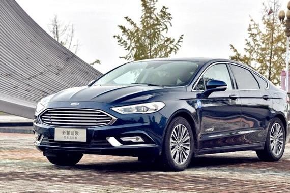 福特蒙迪欧年销量突破11万台，看看车主们怎么评价这款车？