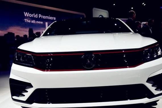 大众帕萨特GT正式亮相，6缸发动机284匹马力，外观太帅了！