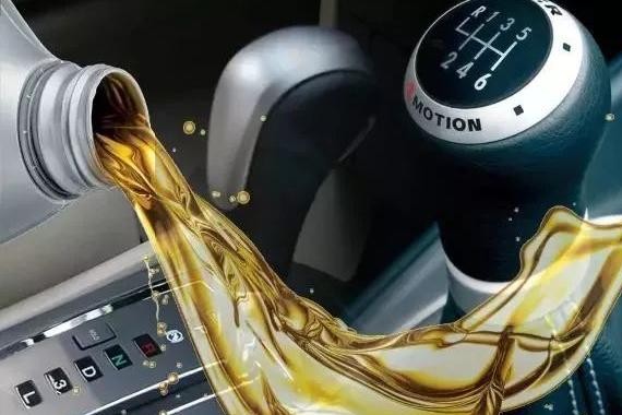 了解车上6种油液的更换需知，车又能多开好多年！