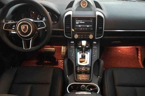 杭州车友花103万买保时捷，刚提回家朋友的话让车主有点后悔