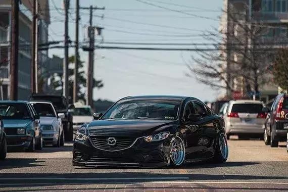 不仅继承了前辈的操控，还是我迄今见过最漂亮的改装马自达阿特兹