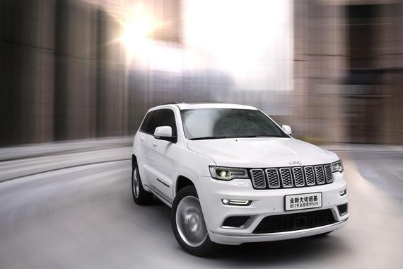 让对手恐惧，更让对手窒息，这就是新Jeep大切诺基