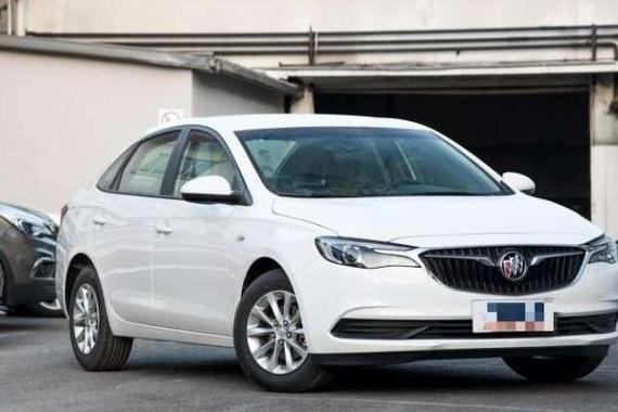 曾经的家轿神车归来，降3万誓死干翻朗逸，网友：凭这三缸发动机