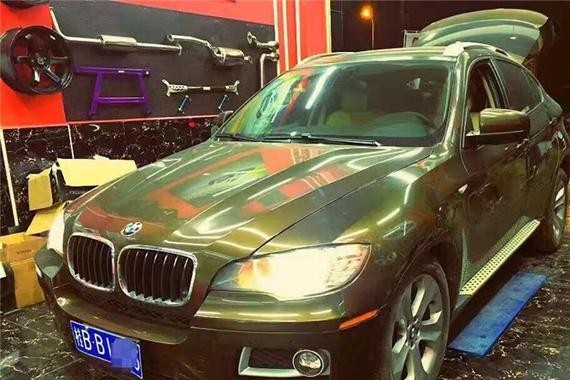 为什么人家的宝马X6底盘能升高能降低