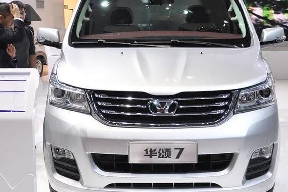 最“良心”商务车：宝马发动机+油耗6毛，这价吊打别克GL8？