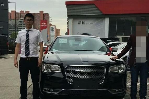 40万不买奥迪买辆伪豪车，该祝福车主梦想成真还是恭喜他入坑呢