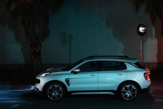 对标途观、CR-V、奥迪Q3，“小沃尔沃”领克01预售17-24万元