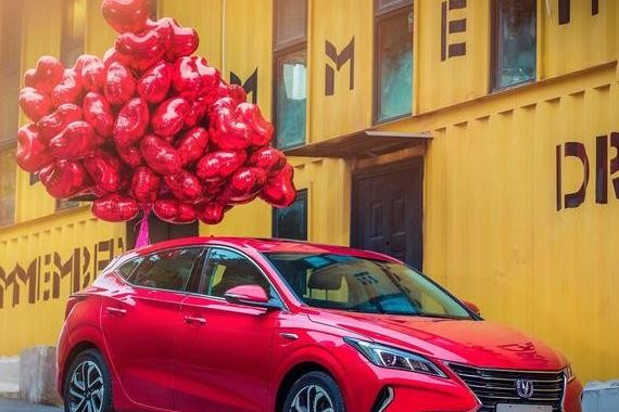 长安逸动XT再次曝光，全新车型长成这样！网友大赞颜值倍升！