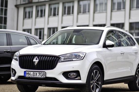 途观在它面前不敢说纯正德系，内饰质感直追VV7，为啥没人要！