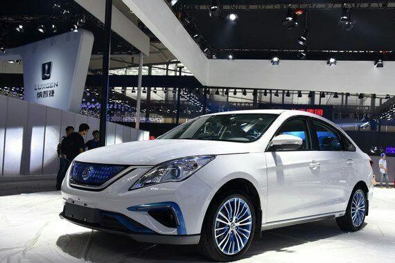 内饰宝马范，续航300公里，景逸s50 EV 将于9月上市