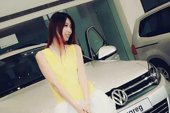 在国外明显是布衣车，怎样一到海内就摇身变成为了豪车？