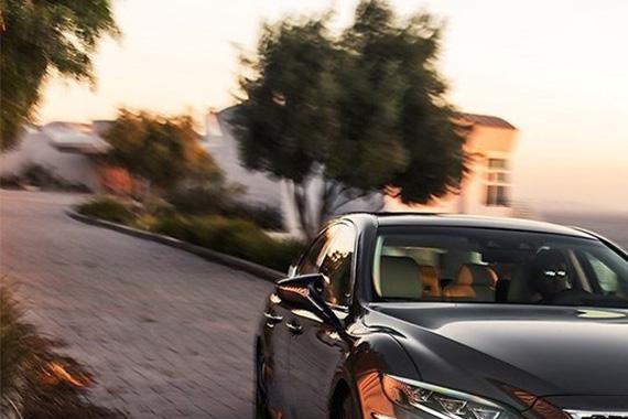 一出生就直怼奔驰宝马，新一代V6 3.5L+10AT更强？