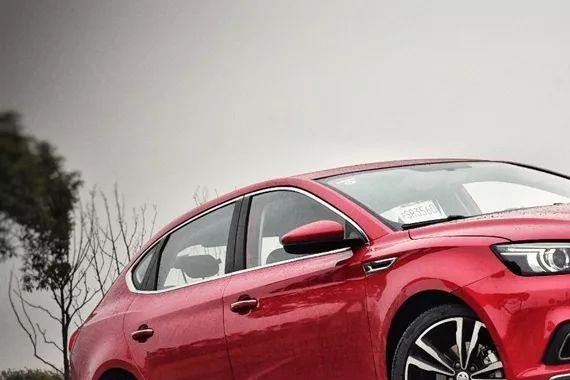 多少人跟我一样，因为颜值才选了名爵6