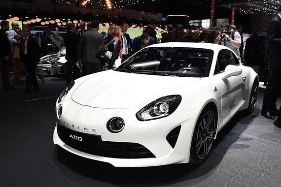 法拉利一度被它甩开，经历收购再度复活，入华强攻保时捷