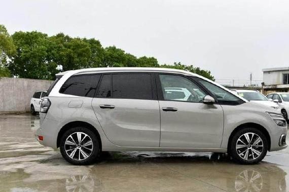 买不起28万的CC, 可以看看它，也是B级车，性能还远超思域