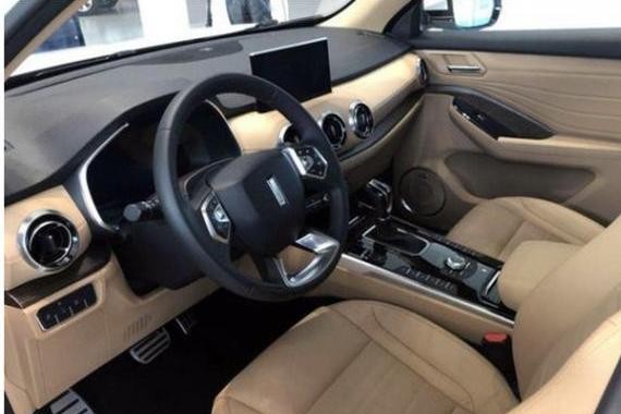 长城学大众，换壳的新车，比VV5还漂亮，16万起会抢途观销量