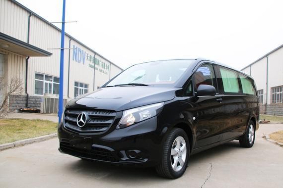 奔驰威霆荣耀归来—私人定制中国红