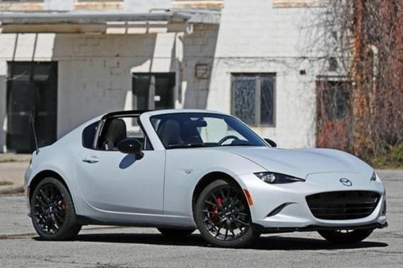 这款小跑限量500台，拉风不输911，纯进口才卖30多万