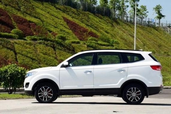 未上市骂声一片，全景天窗+ESP，卖6万现撑起全车企销量