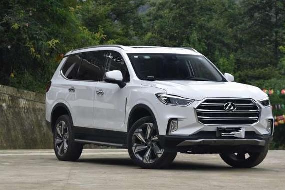 国产硬派SUV两驱就能征服迪拜土豪，15.67万买普拉多的人又少了