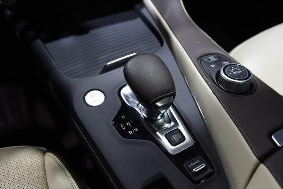 英菲尼迪重磅SUV，全新QX50即将落户大连，颜值逆天完胜宝马