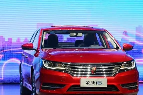 全球首款互联网宽体家轿——荣威i6