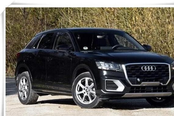 奥迪终于醒悟了，首款小型SUV即将入华，一听售价人人要剁手！