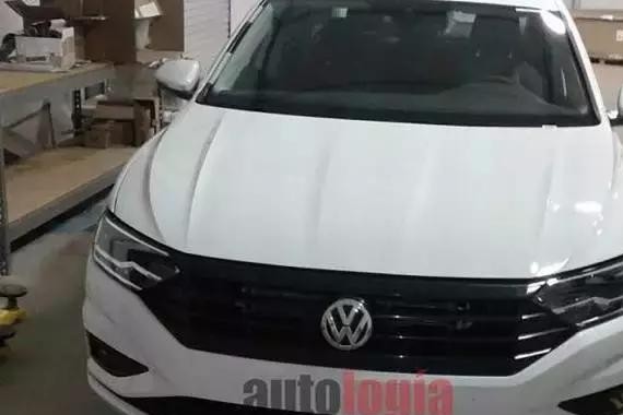 采用MQB平台的全新Jetta曝光，小Arteon既视感有木有