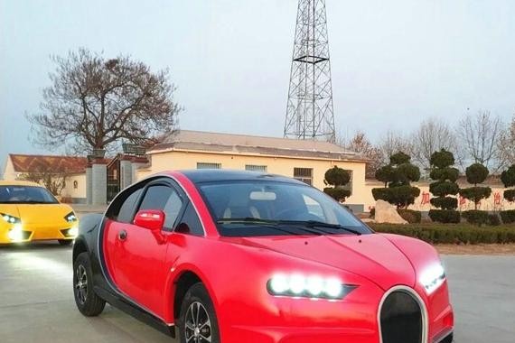 老家县城多了很多跑车，外形不输兰博基尼，路人投来疑惑的目光