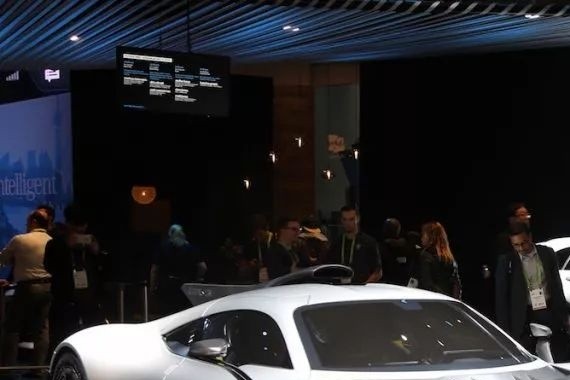 谁思考清楚了 CES 2018 关于汽车的这几个问题，就会是未来的主宰