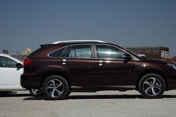 比亚迪这款车卖了三年了，仍是国产SUV的中流砥柱，仅售13万！