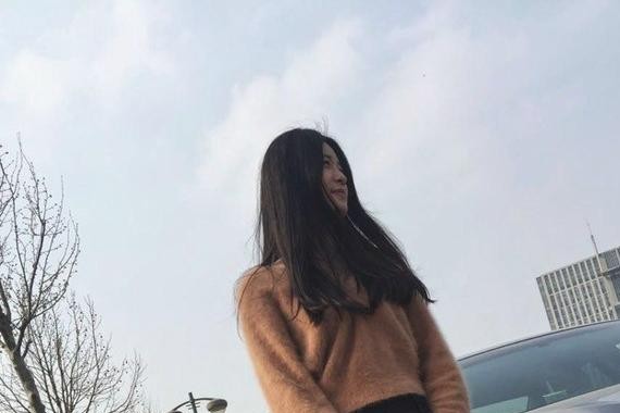 第九代雅阁2.4豪华，媳妇当车模